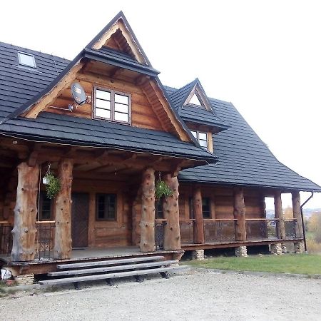 Chochlik Hotel Ustrzyki Dolne Buitenkant foto